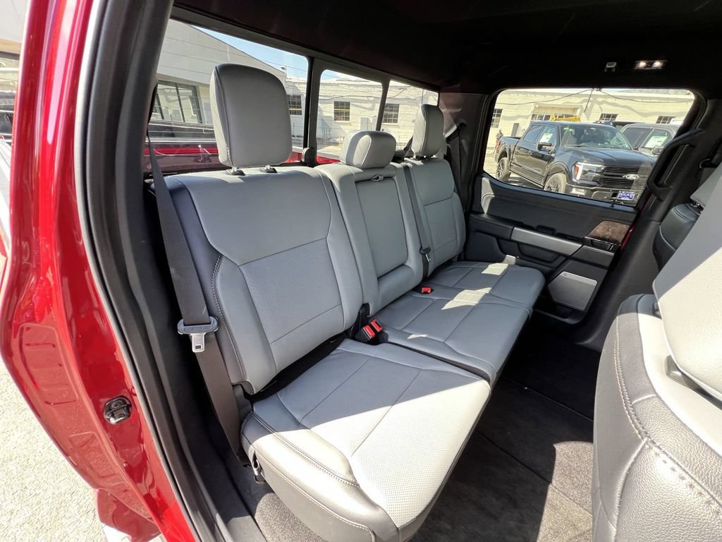 New 2023 Ford F150 Lightning Lariat AWD/4WD image 26