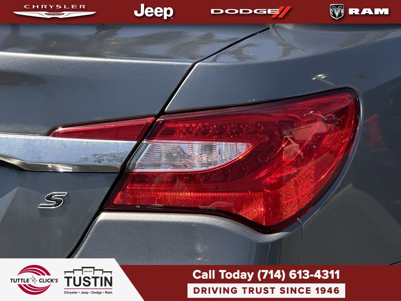 Used 2012 Chrysler 200 Touring w/ Sun/Sound Group FWD image 15