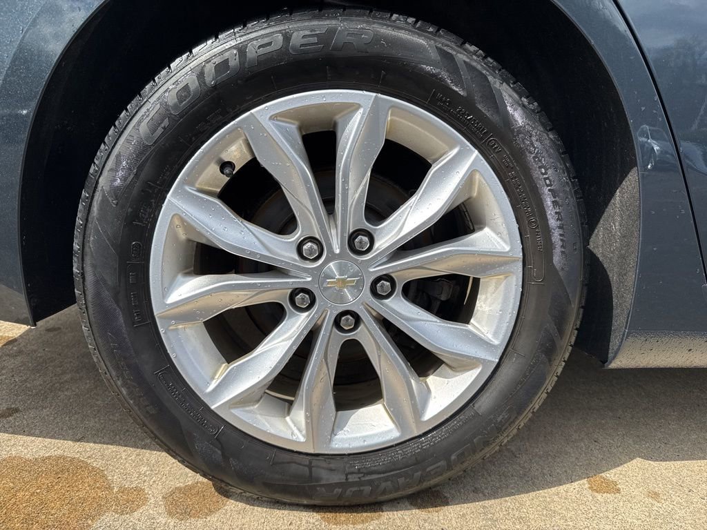 Used 2019 Chevrolet Malibu LT FWD image 23