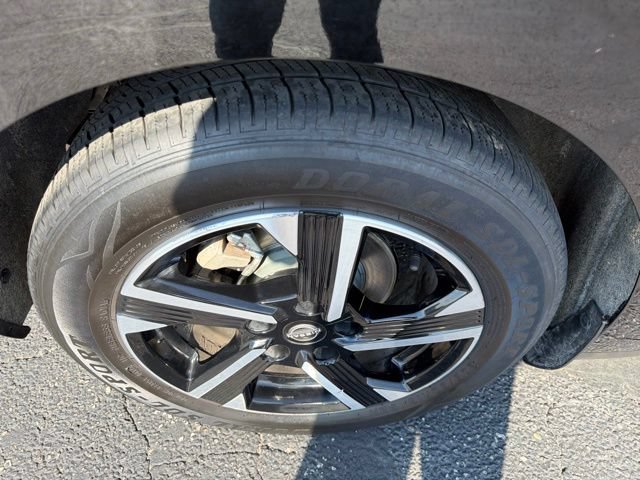 Used 2024 Nissan Sentra SV FWD image 26