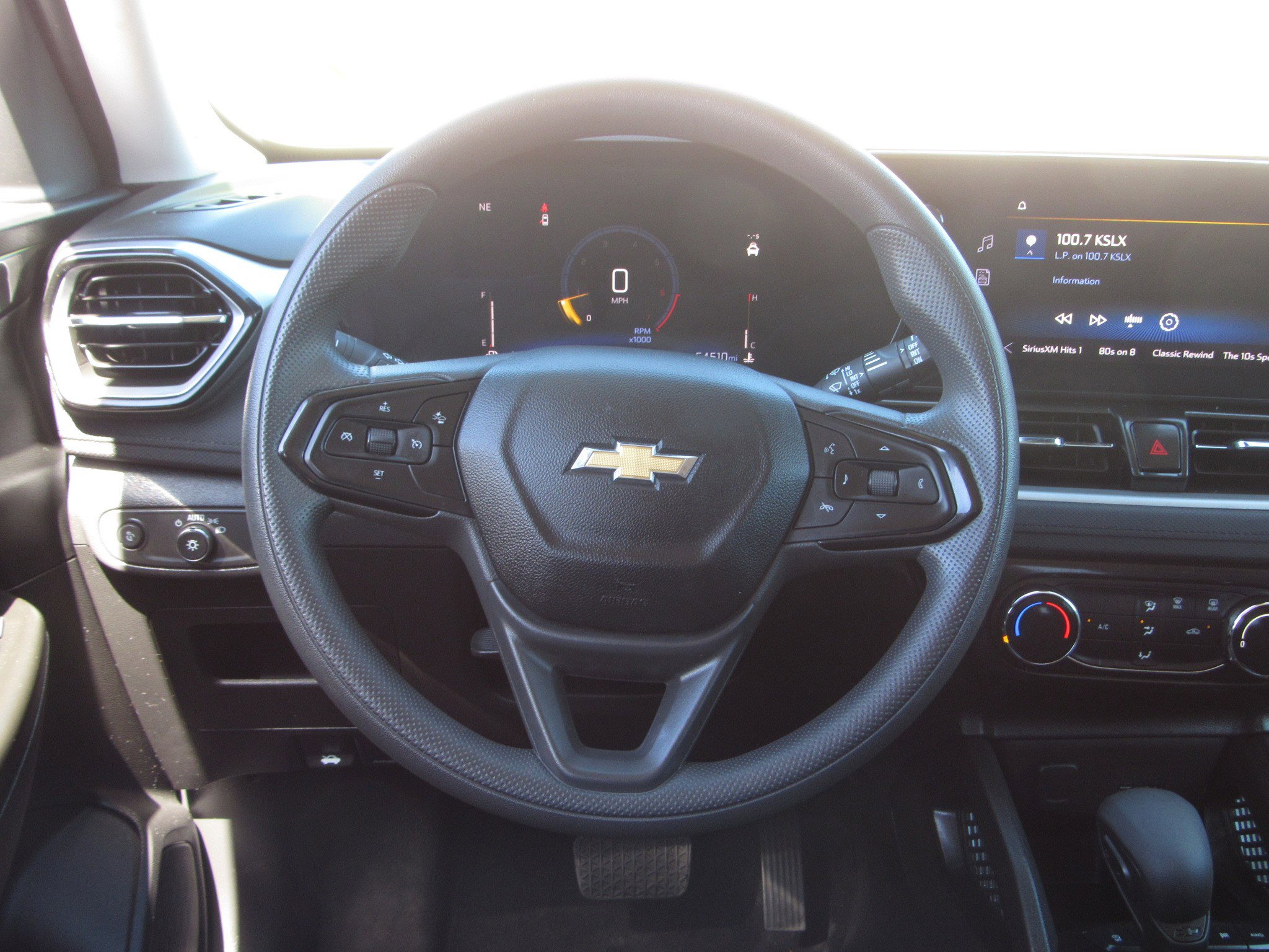 Used 2024 Chevrolet TrailBlazer LT w/ Driver Confidence Package AWD/4WD image 22