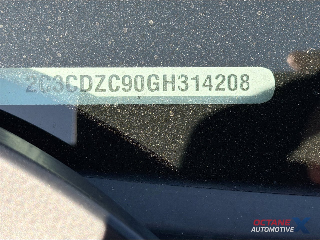 Used 2016 Dodge Challenger SRT Hellcat image 33