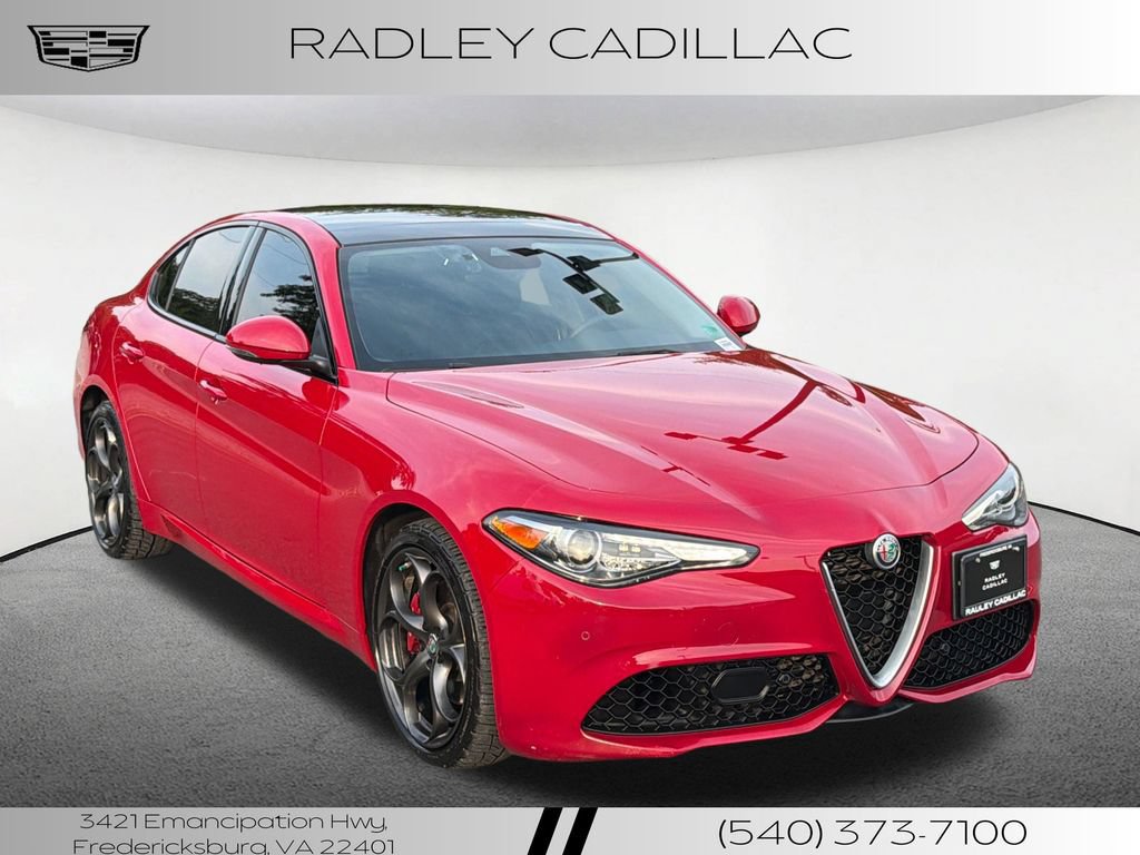 Used 2019 Alfa Romeo Giulia Ti Sport w/ Quick Order Package 22S Sport AWD/4WD image 20