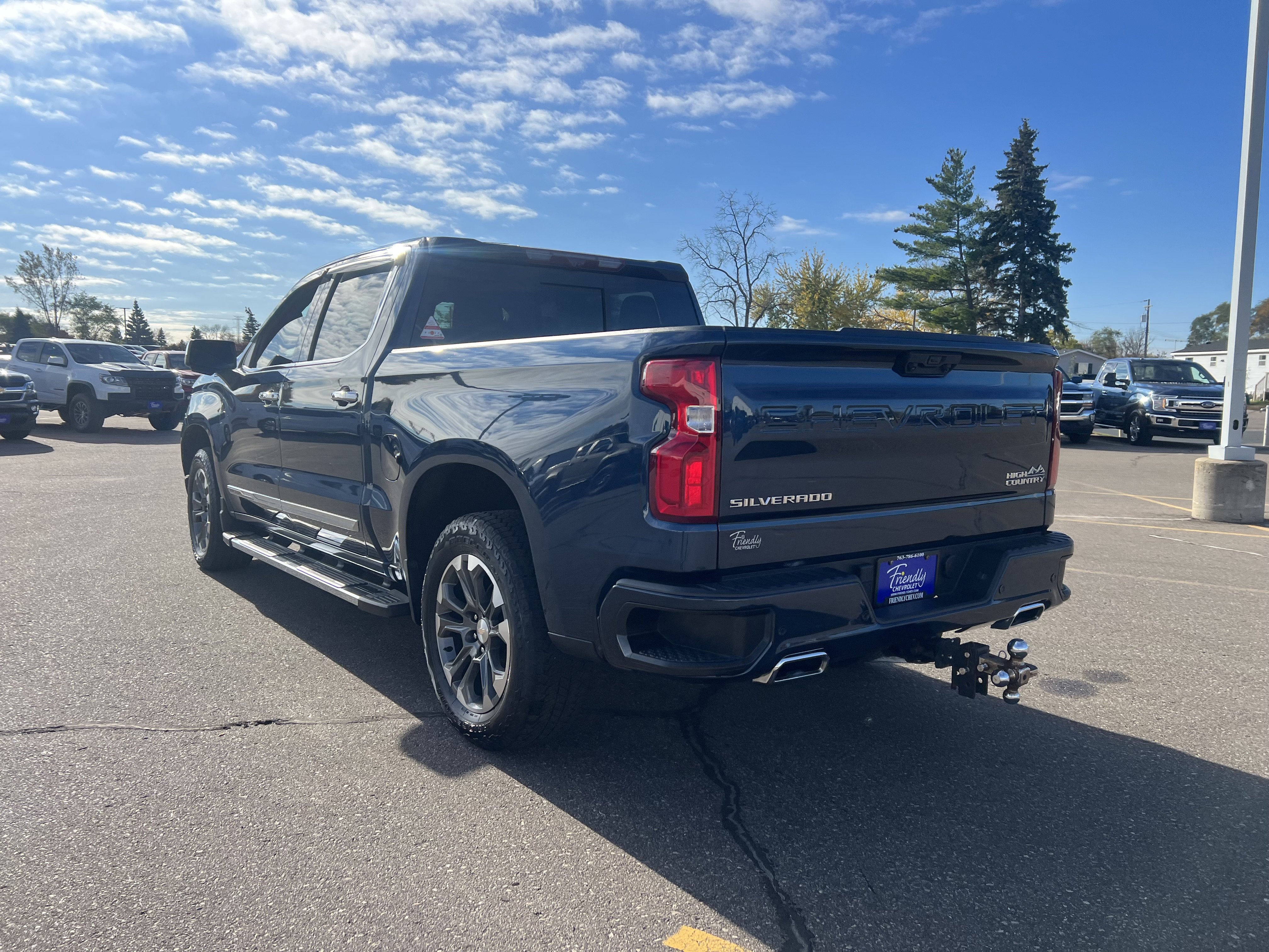 Certified 2022 Chevrolet Silverado 1500 High Country w/ Technology Package image 5