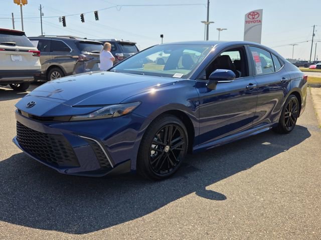 New 2026 Toyota Camry SE image 3