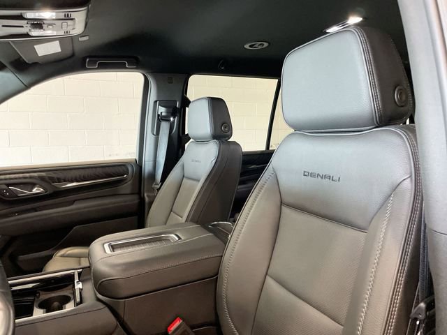 Used 2024 GMC Yukon Denali AWD/4WD image 11