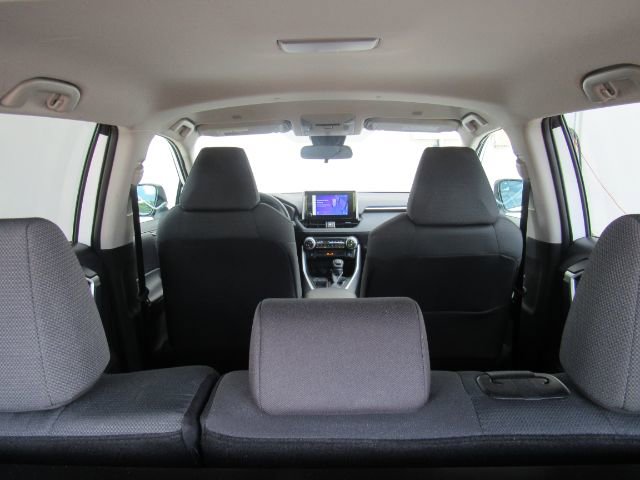 Used 2025 Toyota RAV4 XLE image 25