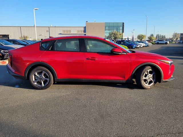 Used 2025 Kia K4 LXS image 3