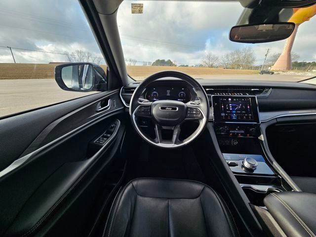 Used 2021 Jeep Grand Cherokee L Limited image 13