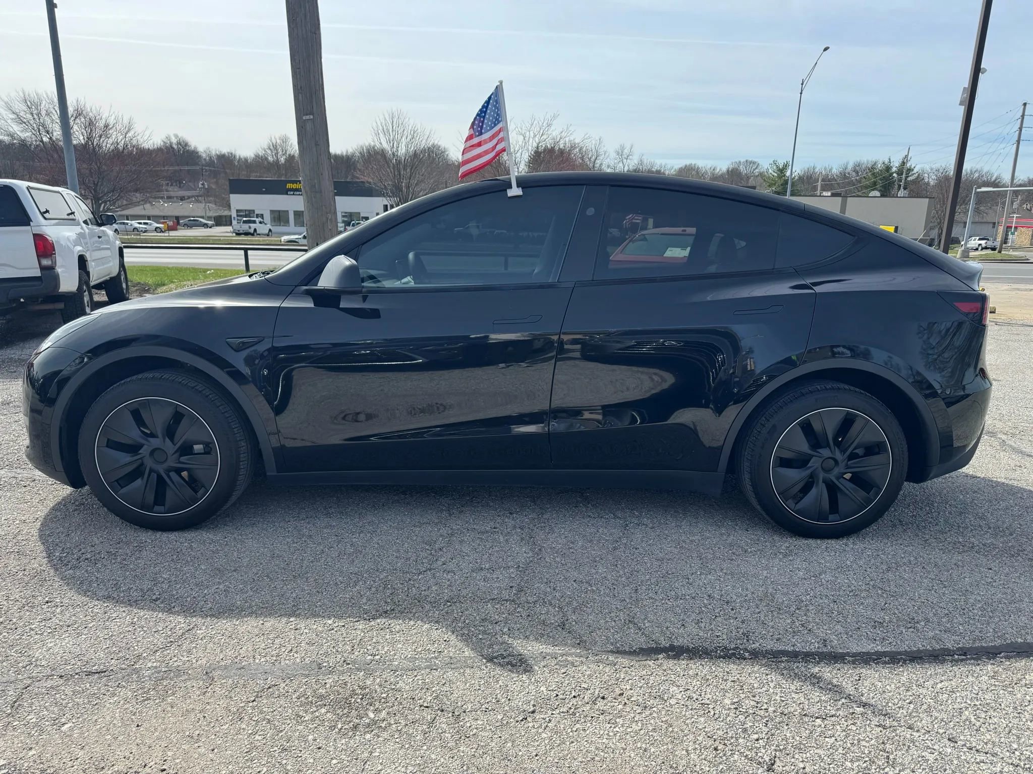 Used 2024 Tesla Model Y Long Range image 6