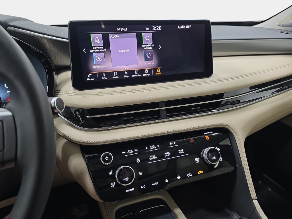 Certified 2024 INFINITI QX60 Luxe w/ Performance Audio Package AWD/4WD image 17
