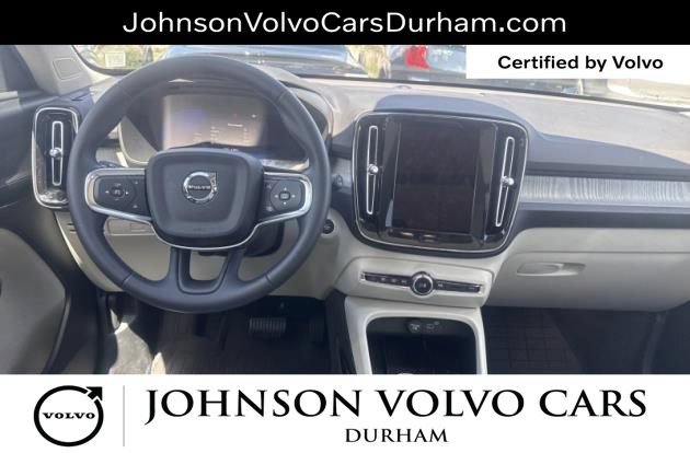 Used 2026 Volvo XC40 B5 Plus w/ Protection Package Premier AWD/4WD image 10
