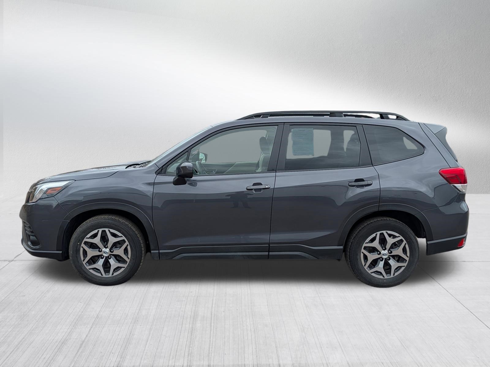 Used 2023 Subaru Forester Premium AWD/4WD image 4