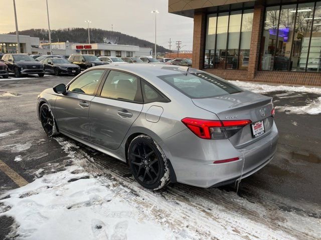 Used 2023 Honda Civic Sport image 6