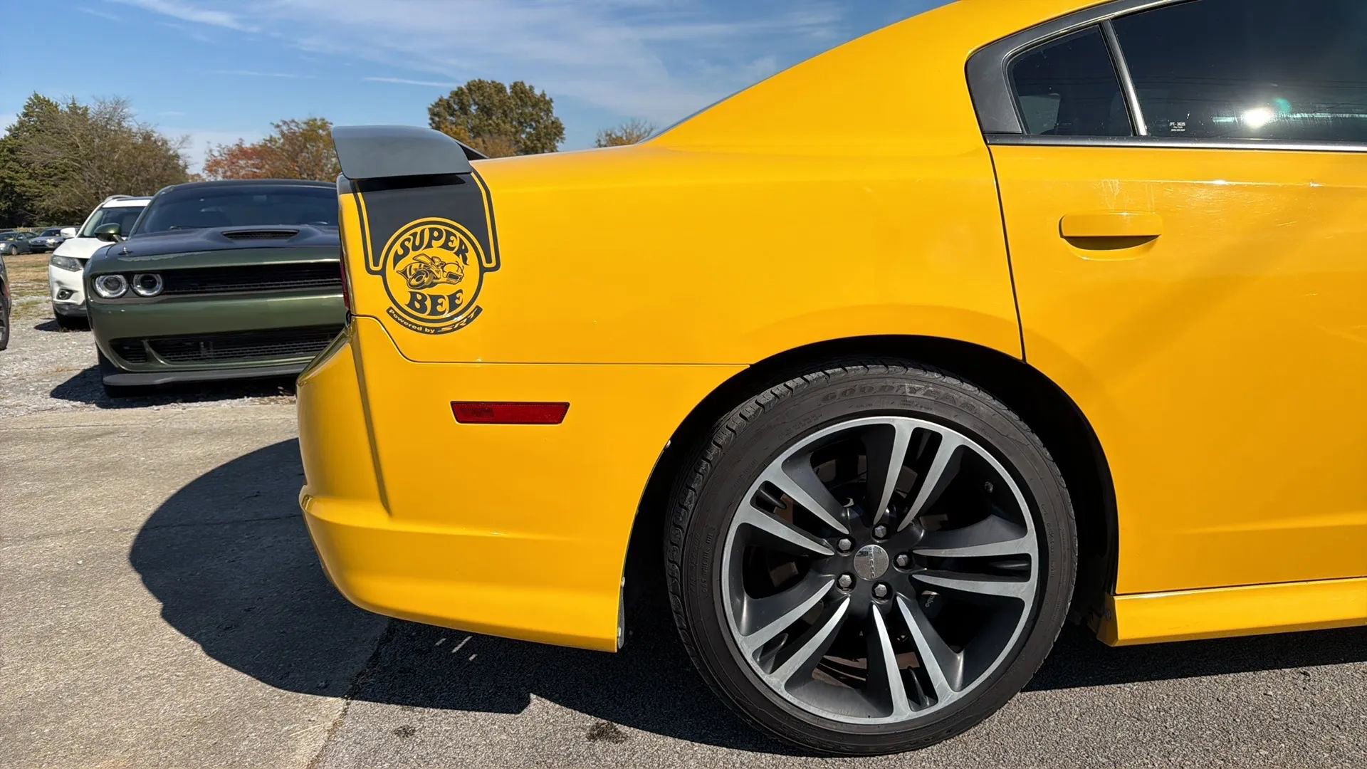 Used 2012 Dodge Charger SRT8 Super Bee w/ Driver Convenience Group II RWD image 8