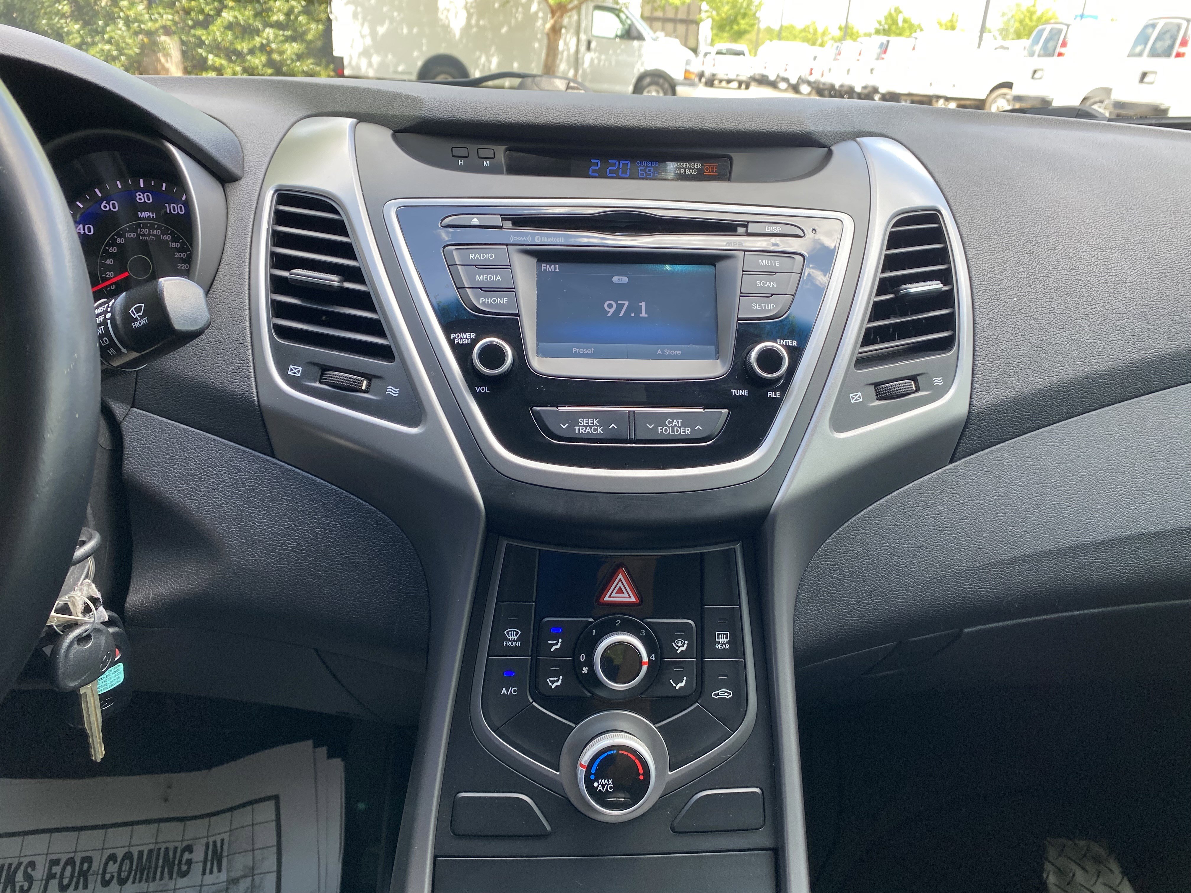 Used 2015 Hyundai Elantra SE w/ Option Group 03 image 23