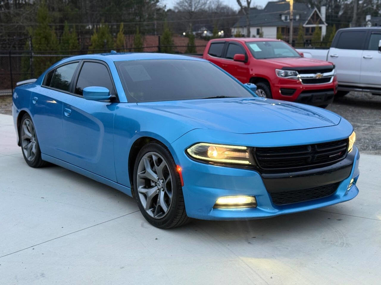 Used 2016 Dodge Charger R/T RWD image 3