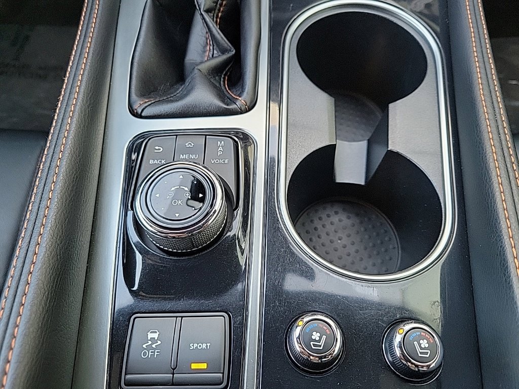 Used 2023 Nissan Maxima SR w/ Sport Mat Group FWD image 26