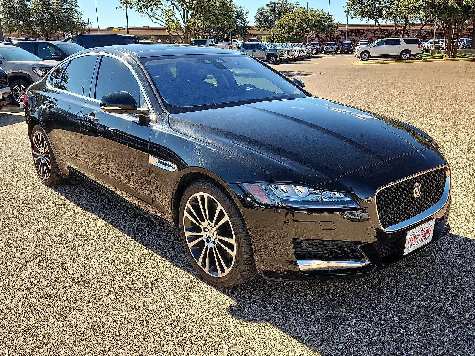 Used 2017 Jaguar XF Prestige RWD image 7