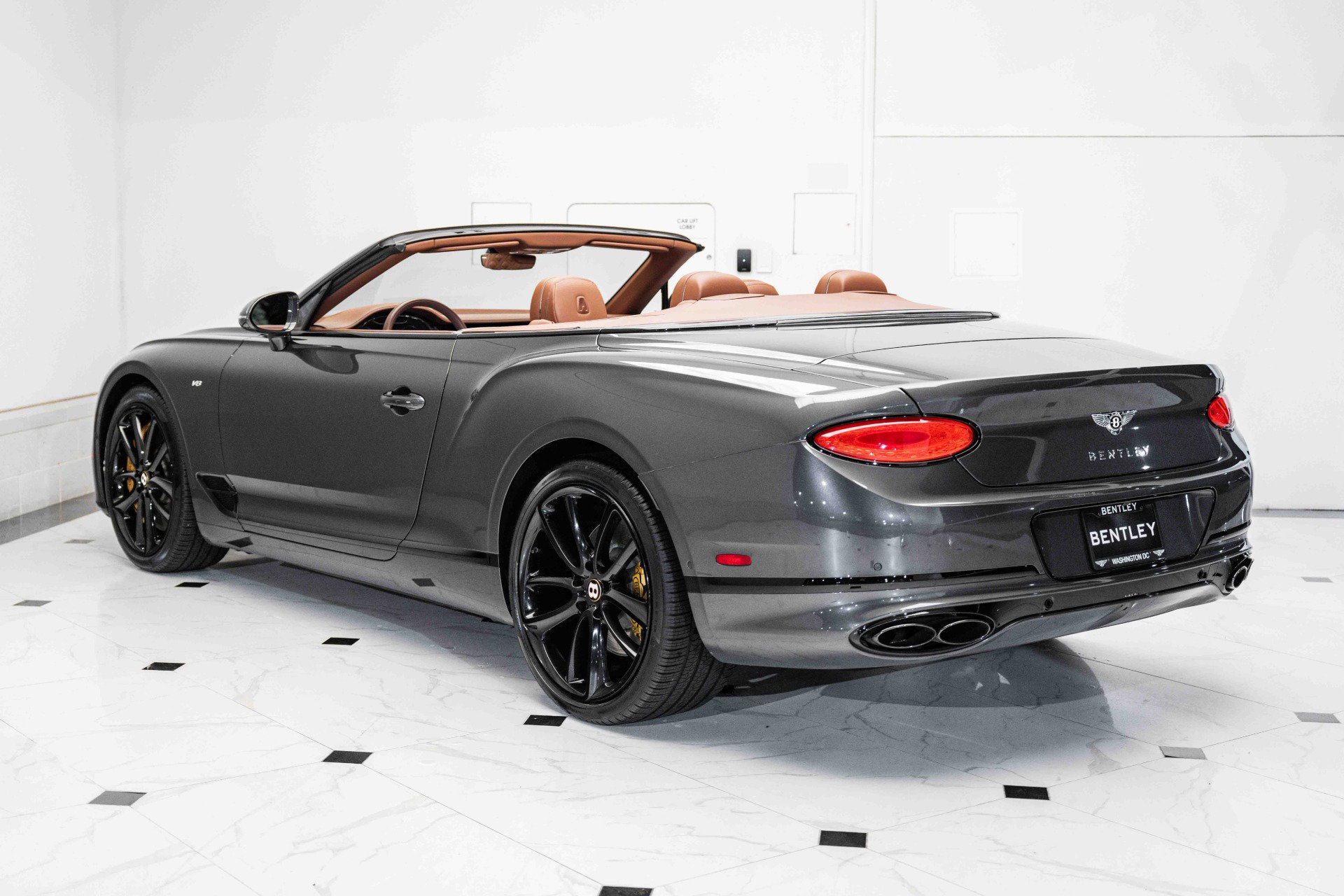 Used 2020 Bentley Continental GT image 3