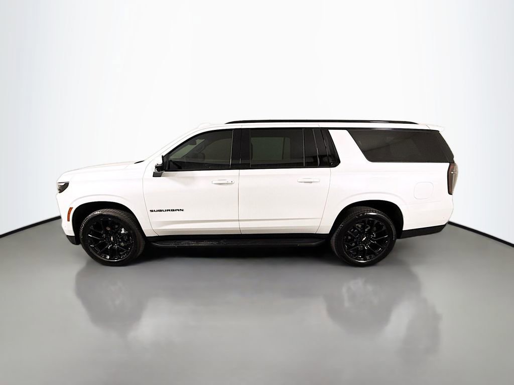 Used 2025 Chevrolet Suburban RST w/ RST Capability Package AWD/4WD image 4
