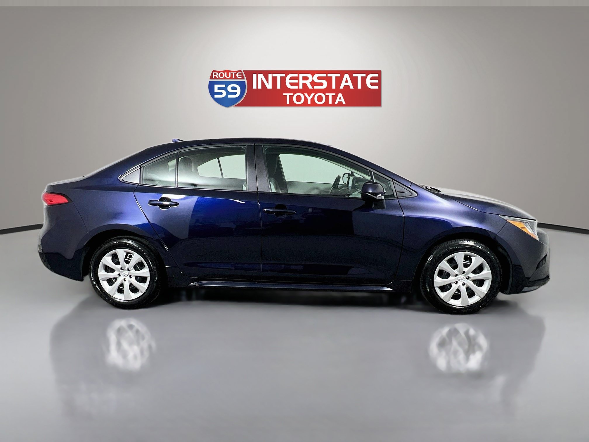 Certified 2025 Toyota Corolla LE FWD image 8