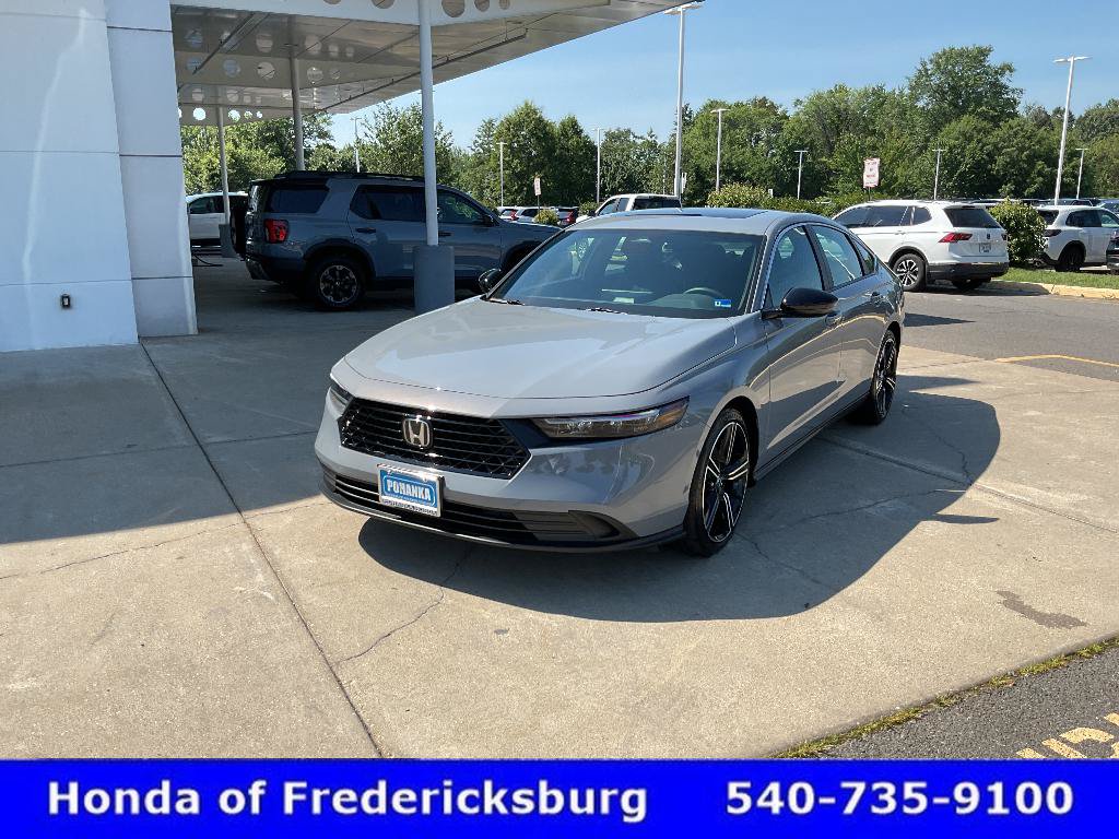 Certified 2025 Honda Accord Sport image 1