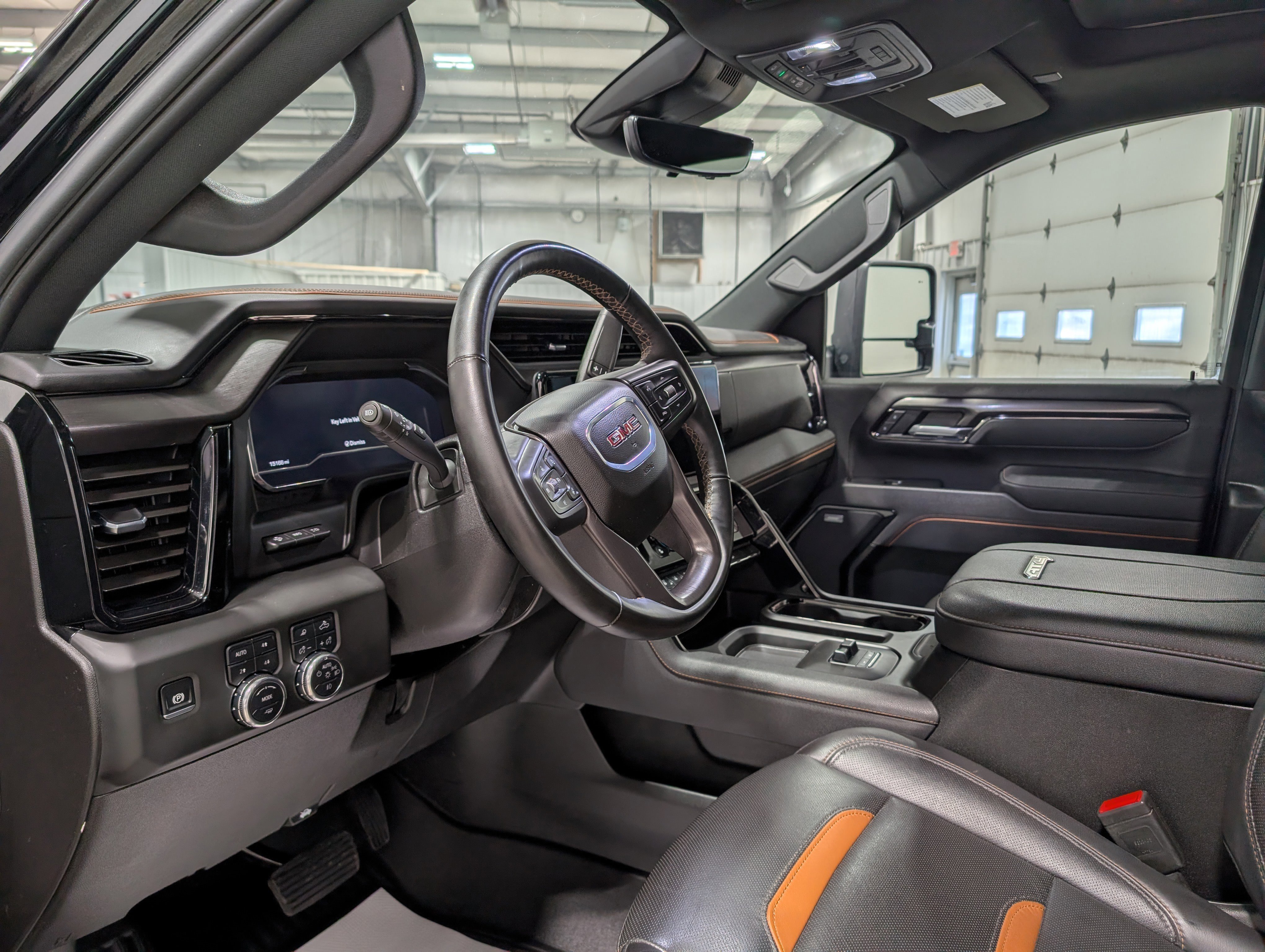 Used 2025 GMC Sierra 3500 AT4 w/ AT4 Premium Plus Package image 16