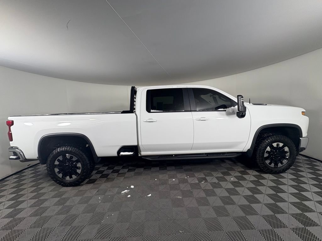 Used 2020 Chevrolet Silverado 3500 LT w/ Convenience Package image 8