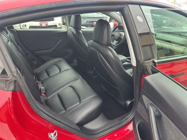 Used 2021 Tesla Model 3 Long Range image 16