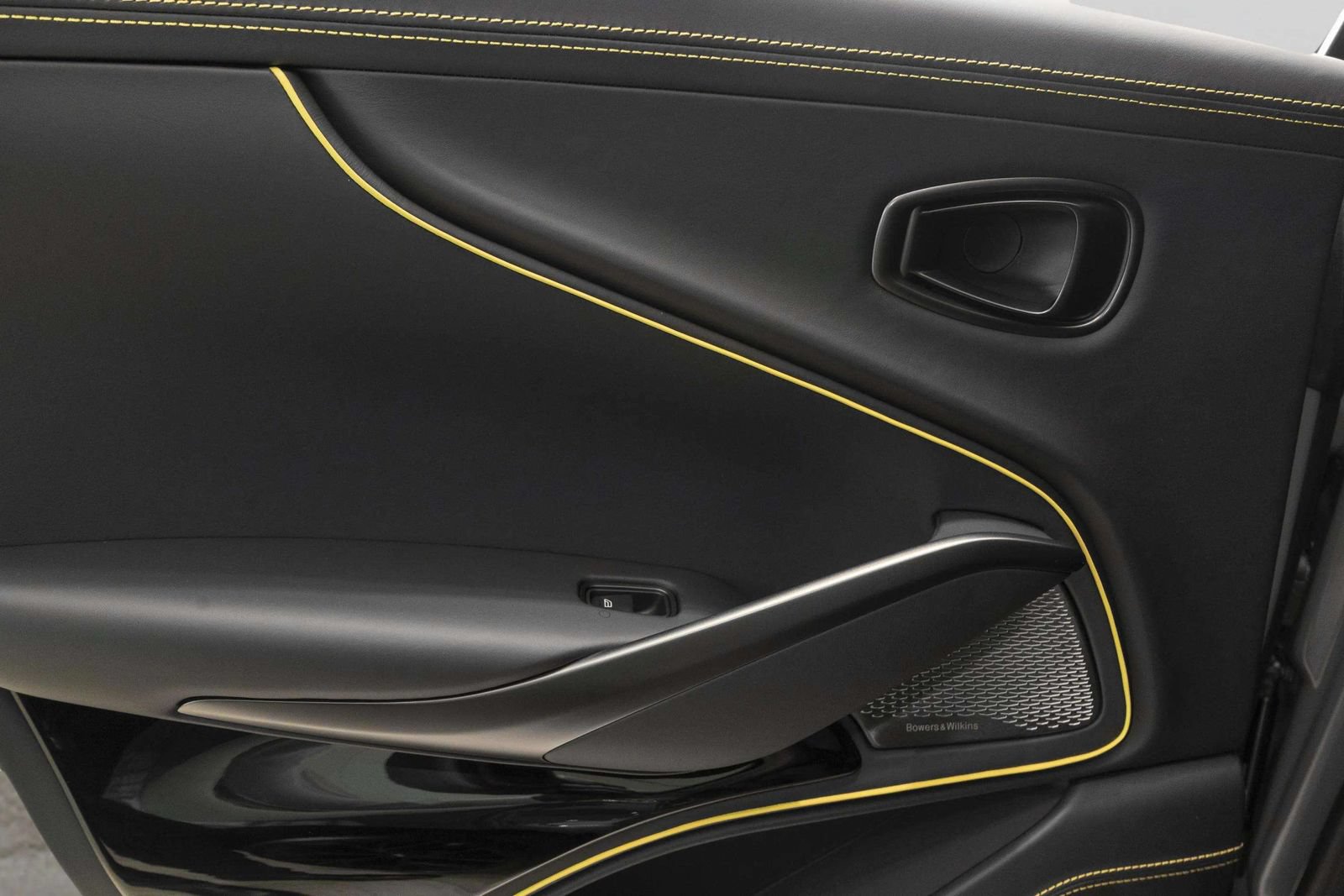 New 2026 Aston Martin DBX 707 AWD/4WD image 44