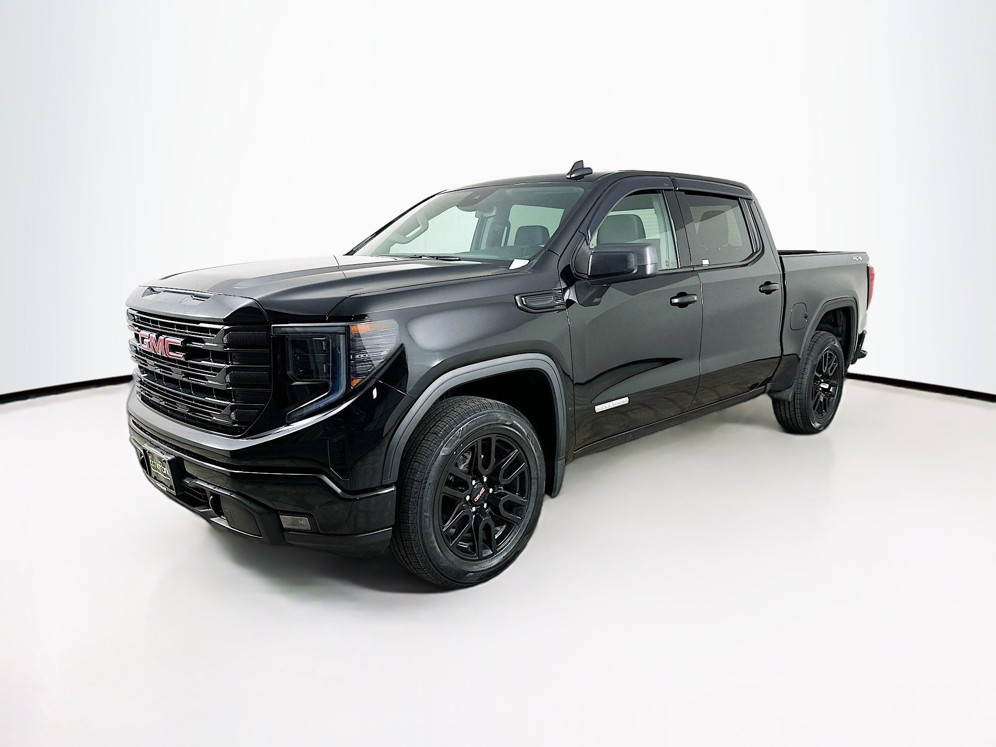 Used 2023 GMC Sierra 1500 Elevation image 3