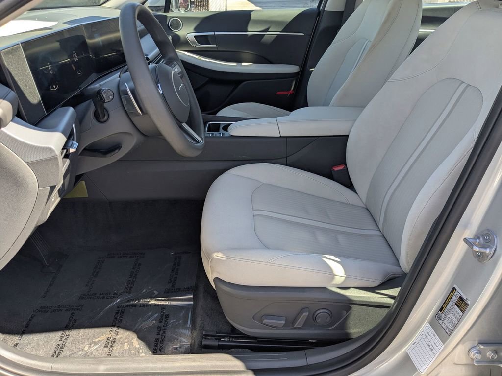 Used 2025 Hyundai Sonata SEL image 17