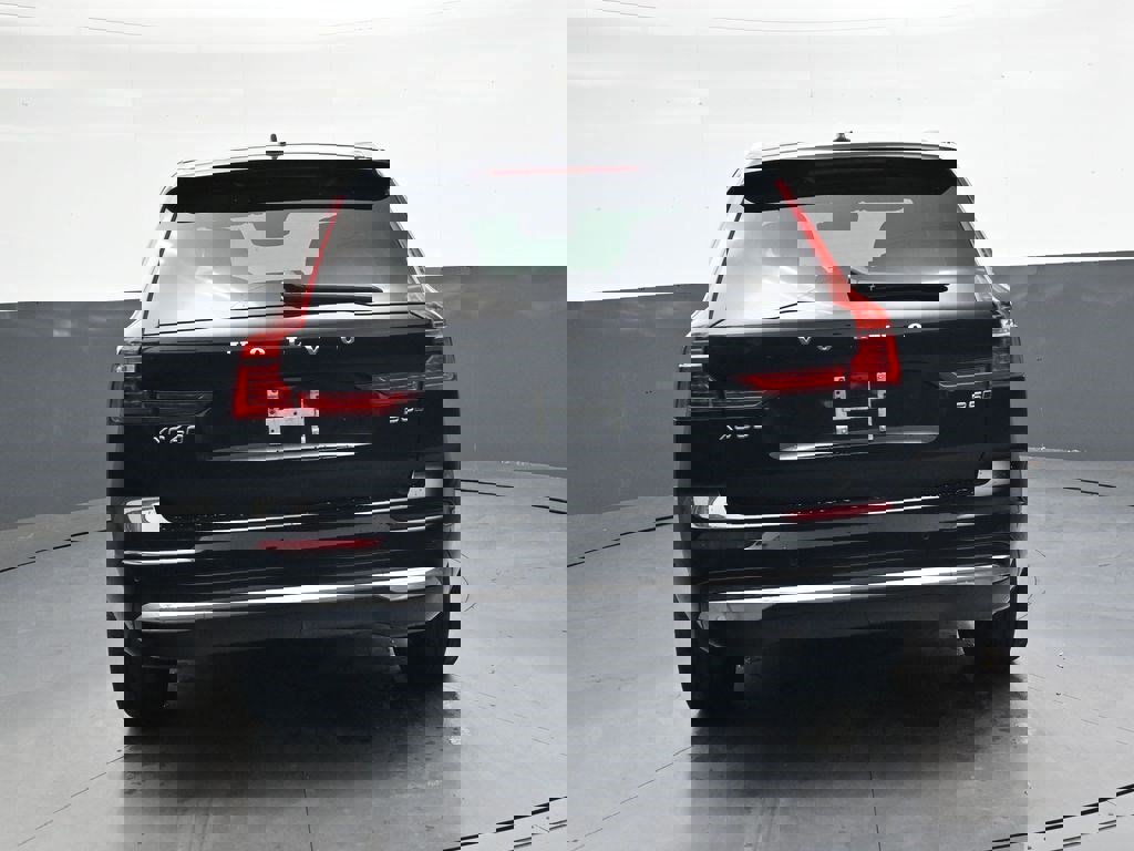 Used 2023 Volvo XC60 B5 Ultimate AWD/4WD image 6