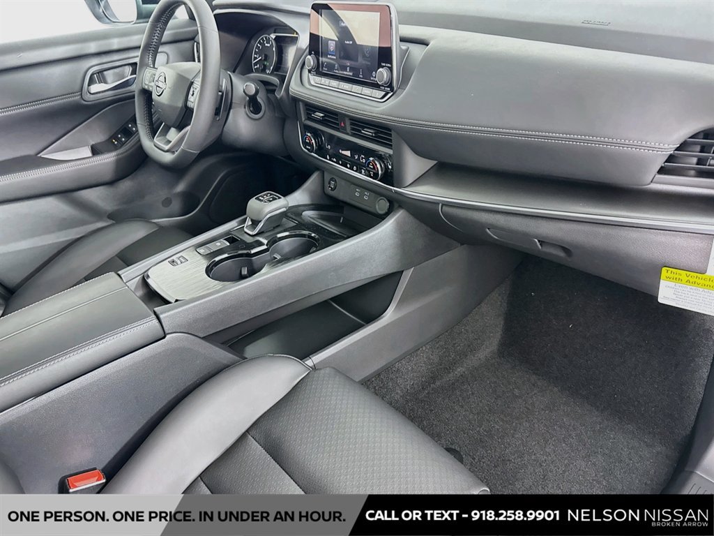 New 2026 Nissan Rogue Dark Armor FWD image 29