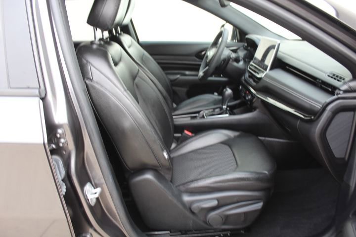 Used 2022 Jeep Compass Altitude image 37