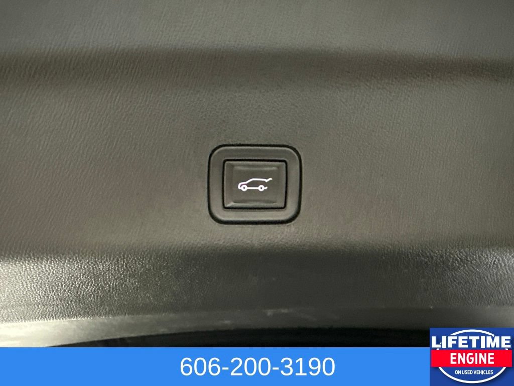 Used 2024 Chevrolet Tahoe LT AWD/4WD image 25