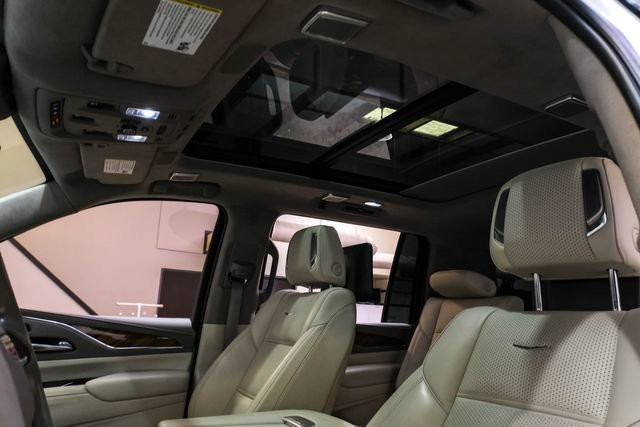 Used 2021 Cadillac Escalade ESV Sport Platinum RWD image 5