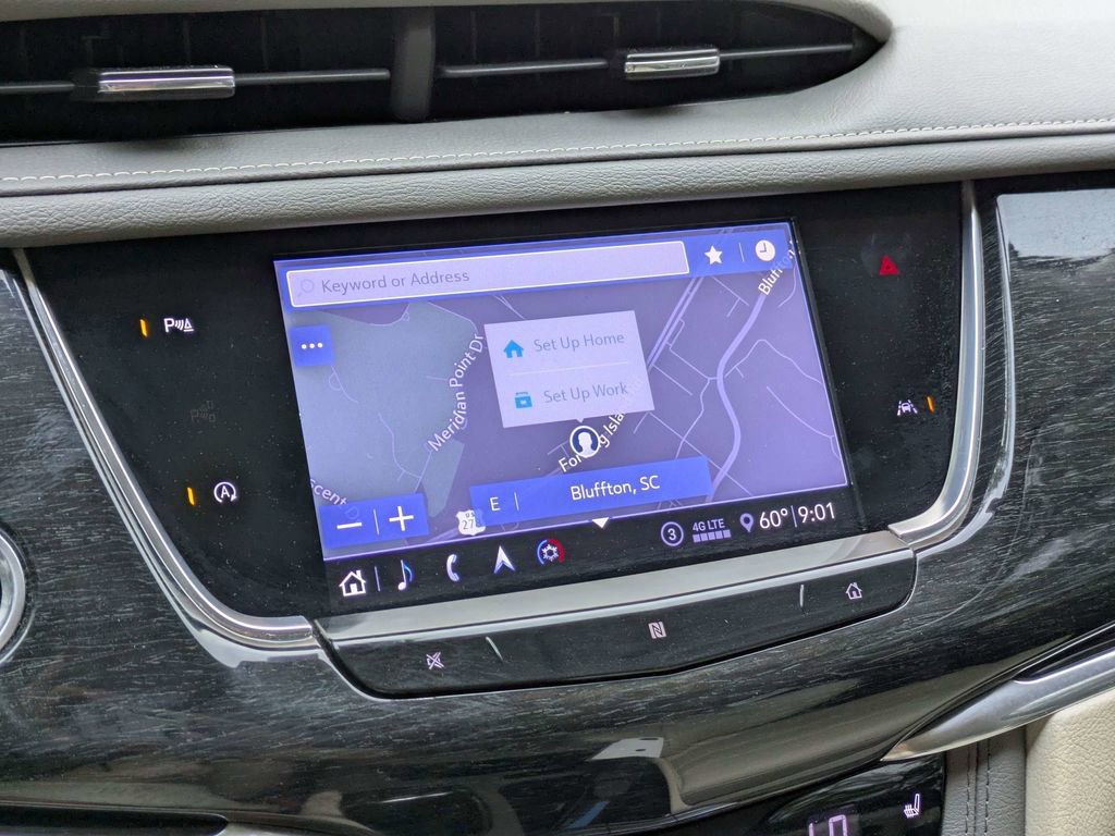 Used 2020 Cadillac XT6 Premium Luxury FWD image 22