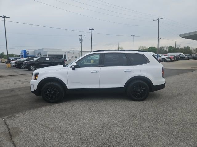 Used 2025 Kia Telluride AWD image 9