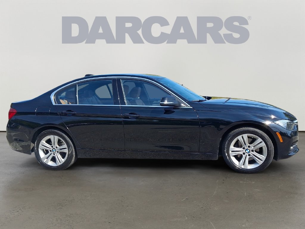 Used 2017 BMW 328d xDrive Sedan AWD/4WD image 7