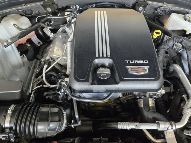 Used 2025 Cadillac CT4 Luxury w/ Sun And Sound Package RWD image 33