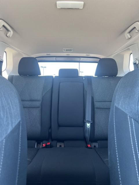 Used 2025 Nissan Rogue SV FWD image 24