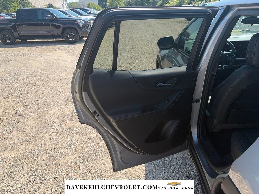 Used 2026 Chevrolet Equinox LT w/ Convenience Package II FWD image 18
