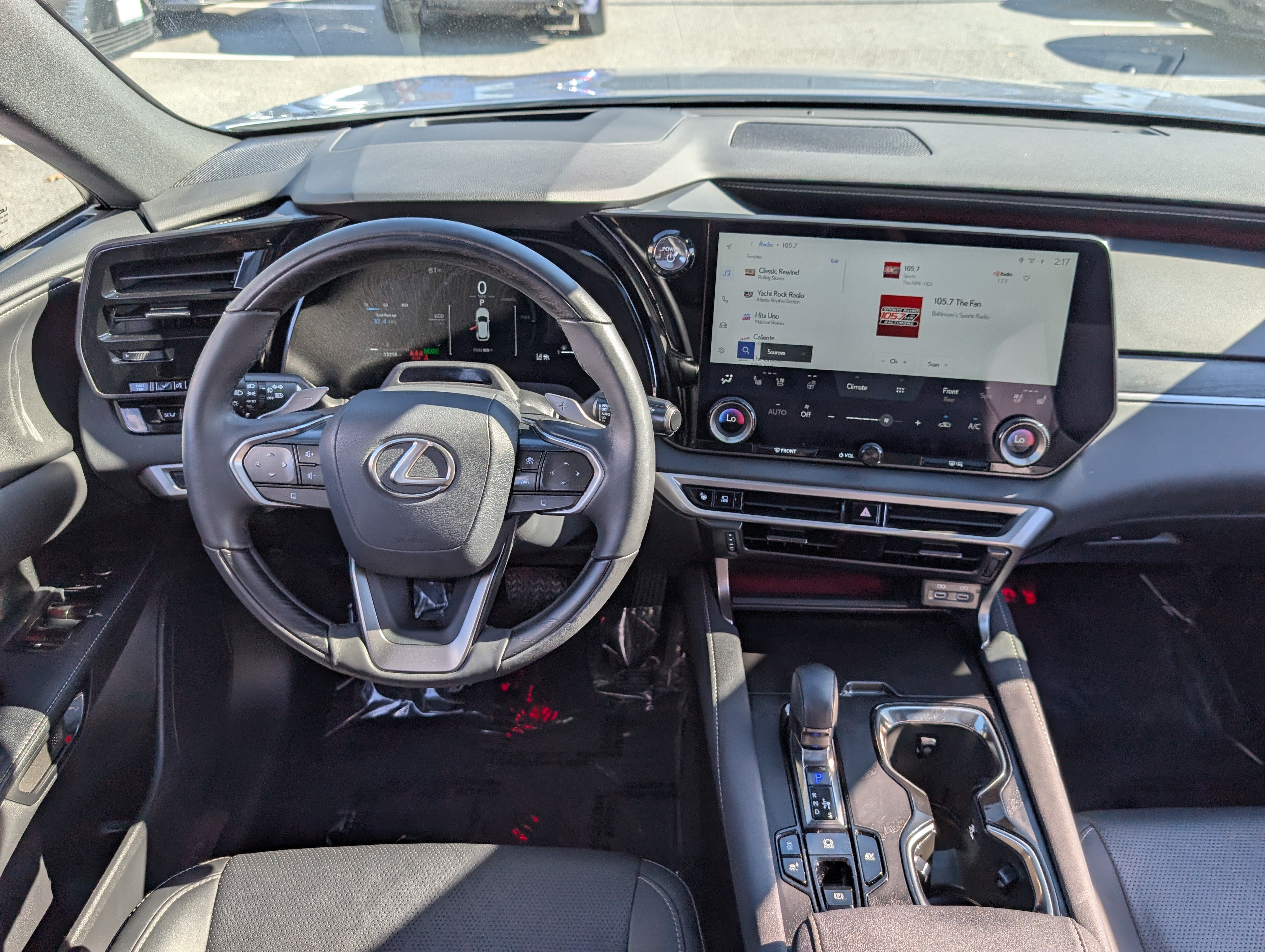 Used 2025 Lexus RX 350 w/ Convenience Package AWD/4WD image 17
