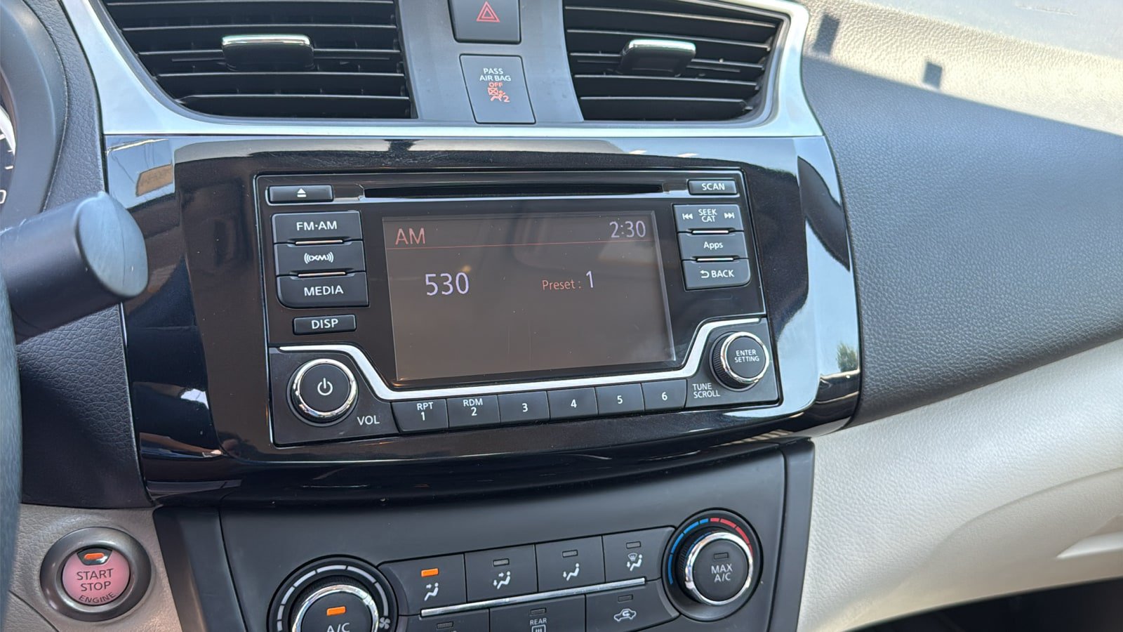 Used 2016 Nissan Sentra SV FWD image 15