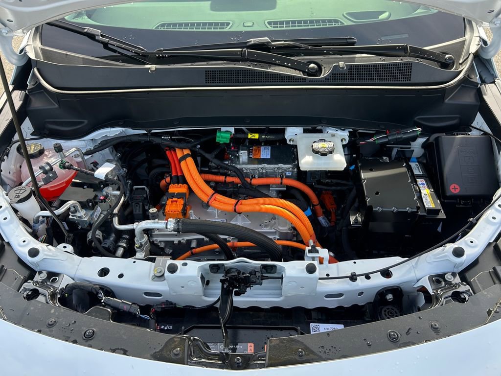 New 2027 Chevrolet Bolt LT w/ Comfort Package image 8