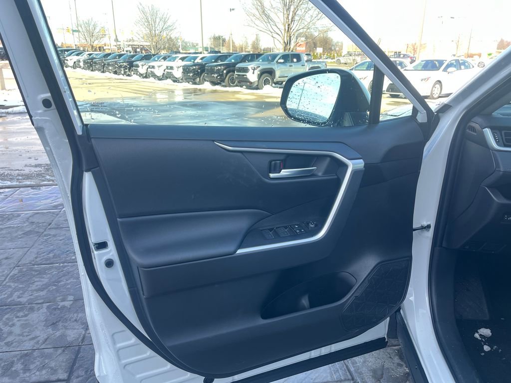 New 2025 Toyota RAV4 XLE image 11