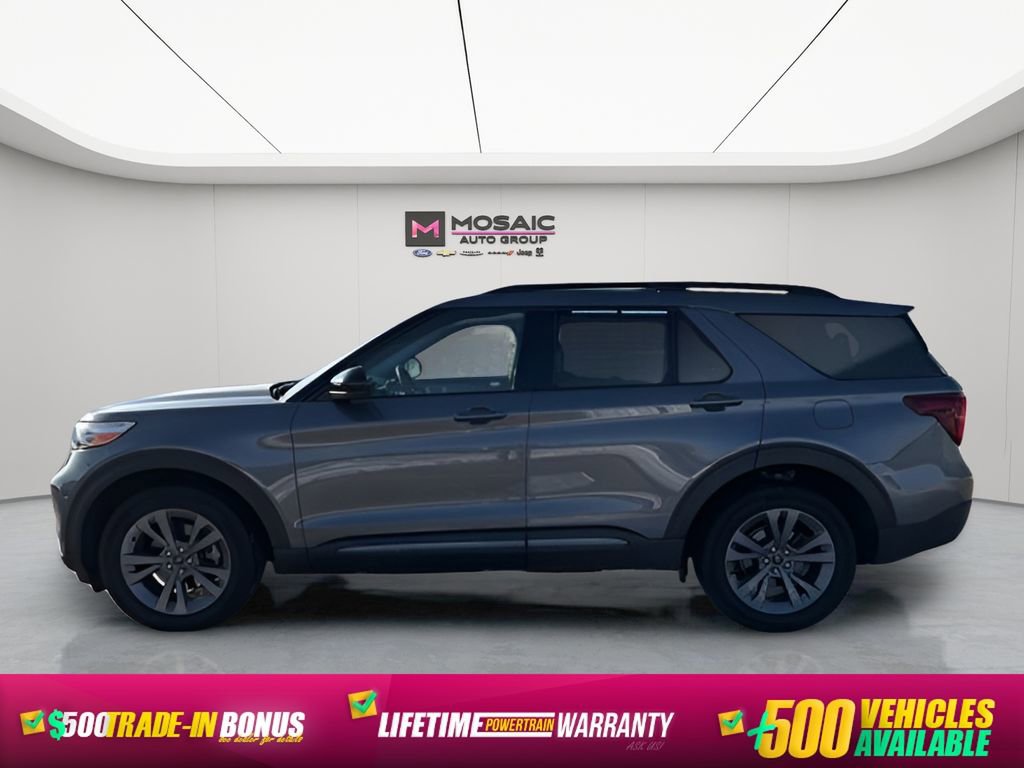 Used 2023 Ford Explorer XLT w/ Equipment Group 202A image 6