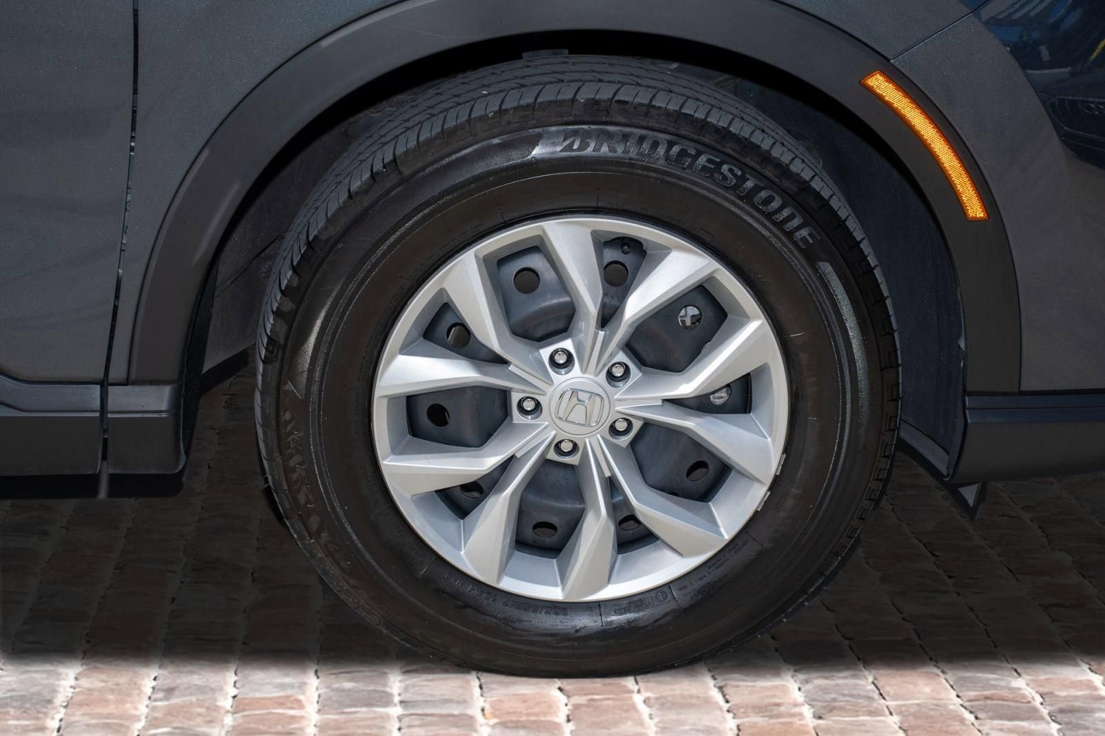 Certified 2025 Honda CR-V LX image 39